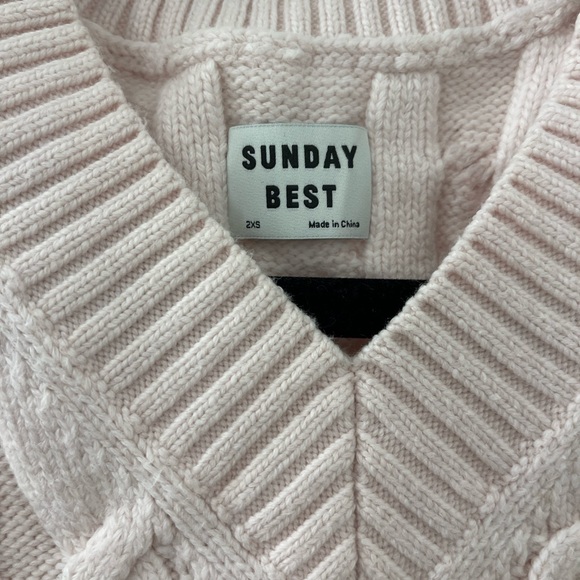 XXS - Sunday Best - Cropped Sweater Vest - Picture 3 of 5